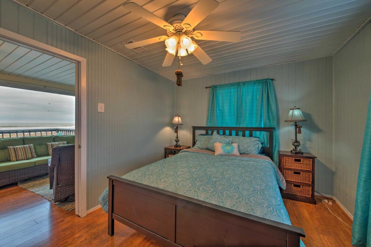 Galveston Beach House With Private Deck And Gulf Views Exteriér fotografie