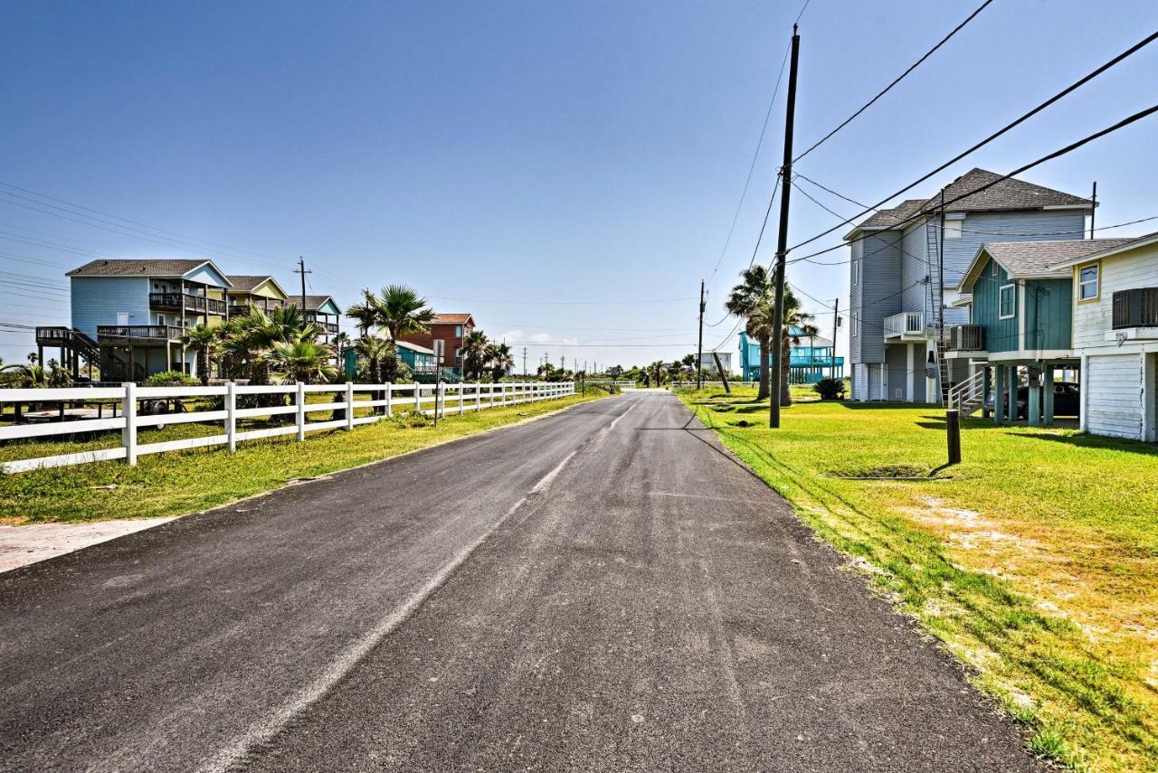 Galveston Beach House With Private Deck And Gulf Views Exteriér fotografie